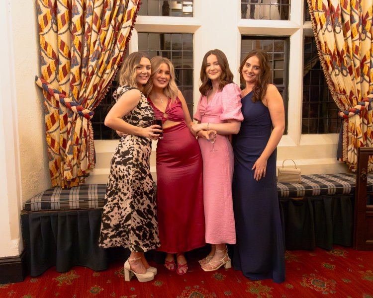 236_Katrina_Dannie_Grims_Dyke_Hotel