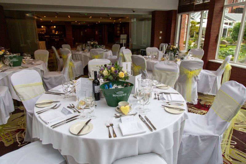 134_Richard_and_Lynne_The_Bull_Hotel