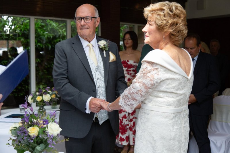 171_Richard_and_Lynne_The_Bull_Hotel