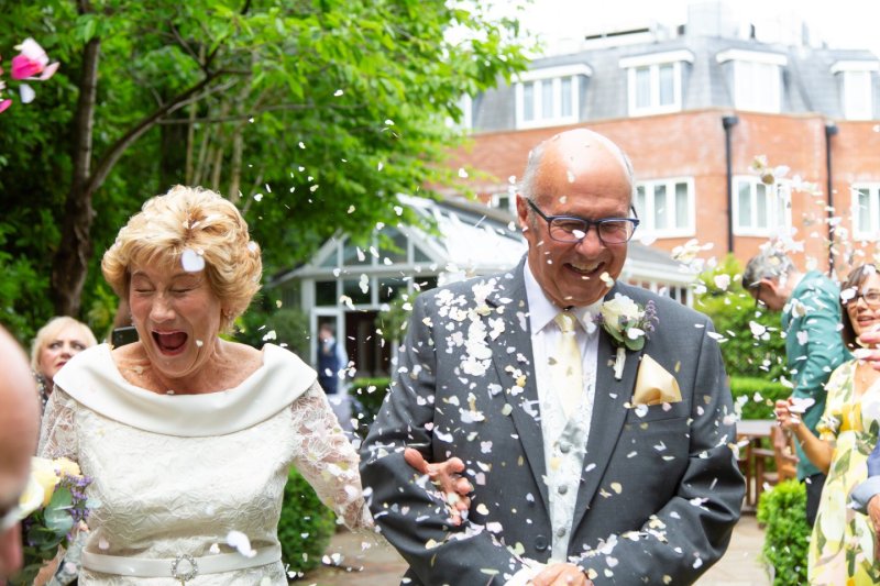 333_Richard_and_Lynne_The_Bull_Hotel