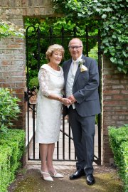 402_Richard_and_Lynne_The_Bull_Hotel