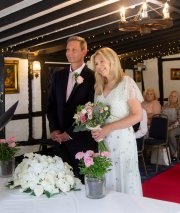 Sarah_Derek_Barn_Hotel_Ruilsip_005